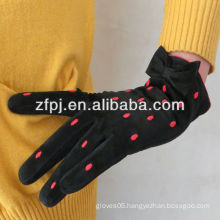 Best sale ladies studs pig suede leather gloves in bulk